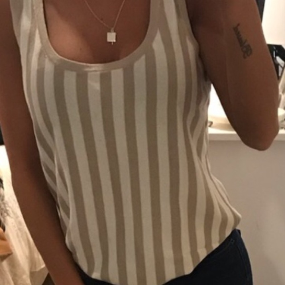 Anne Klein NWOT silky sweater type tank 💜 ✨ Very elegant